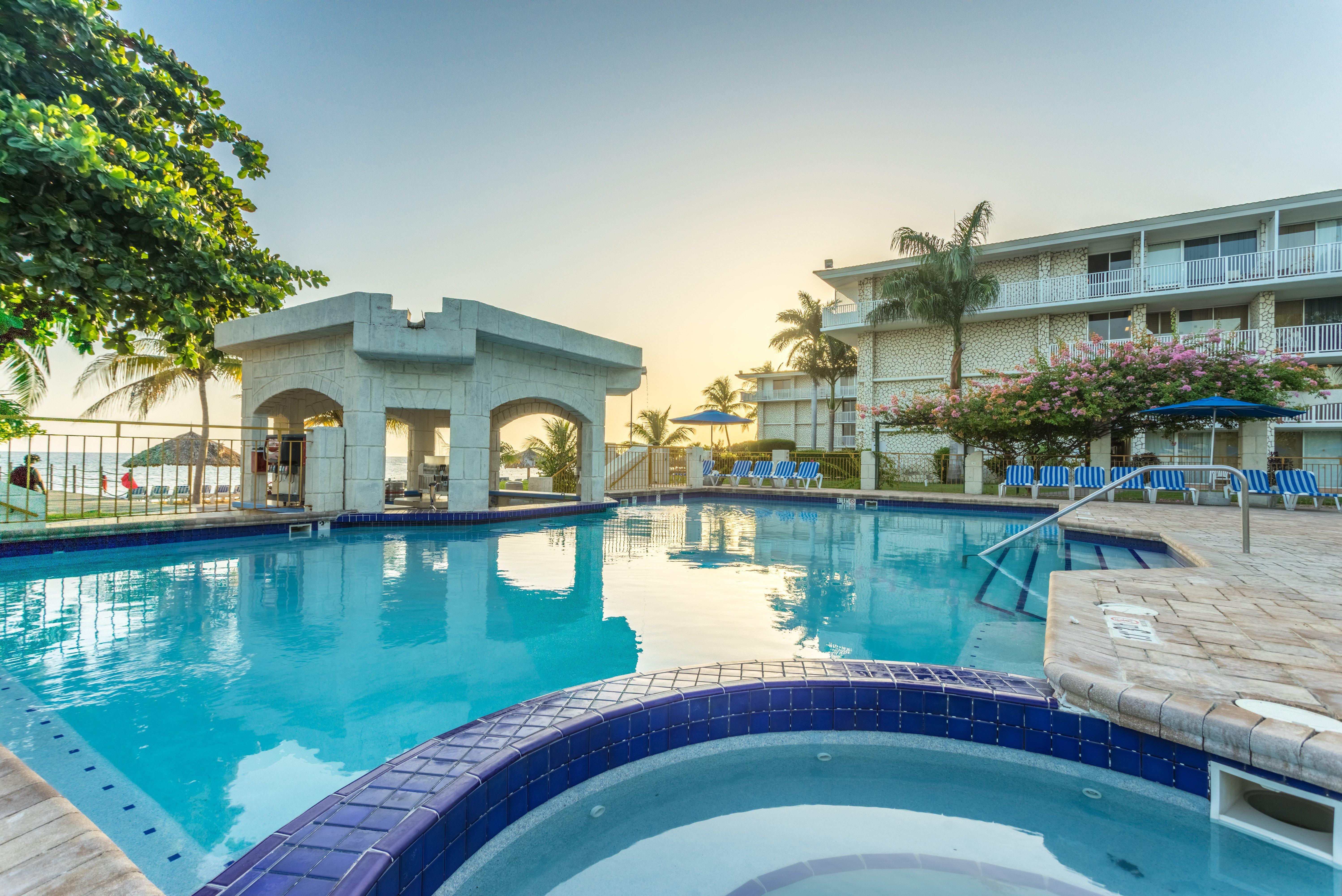 Holiday Inn Resort Montego Bay All-Inclusive, An Ihg Hotel Exterior photo